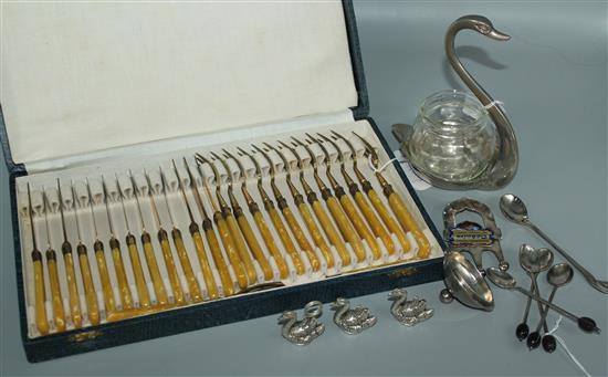 14 pairs fruit eaters with bakelite handles (cased), 4 silver bean-end coffee spoons, swan preserve pot, menu holders, etc